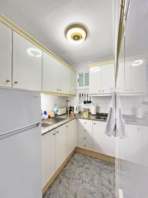 Donana Beach Front Apartment ปาตาลาวากา ภายนอก รูปภาพ